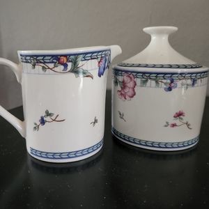 Sugar and Creamer set